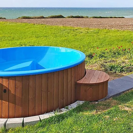 8 Person Holiday In